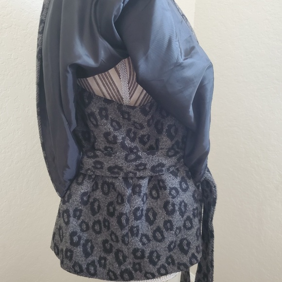 BCX ANIMAL PRINT COAT  SIZE M. EUC - Picture 4 of 8